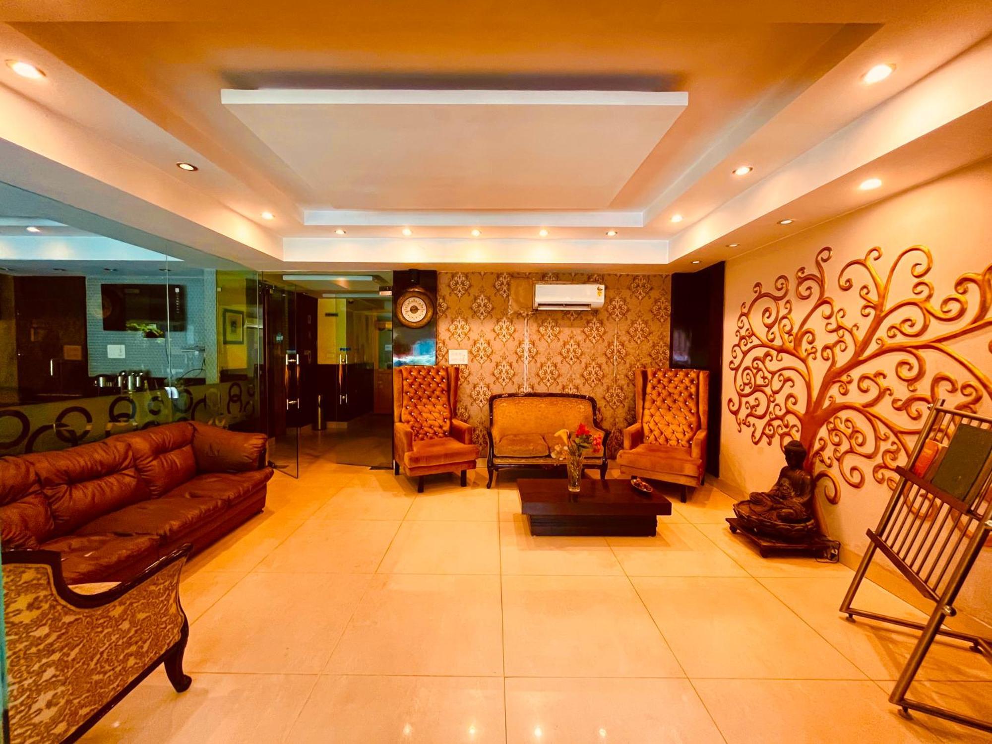 The Reo Luxury Hotel - Haridwar Bagian luar foto